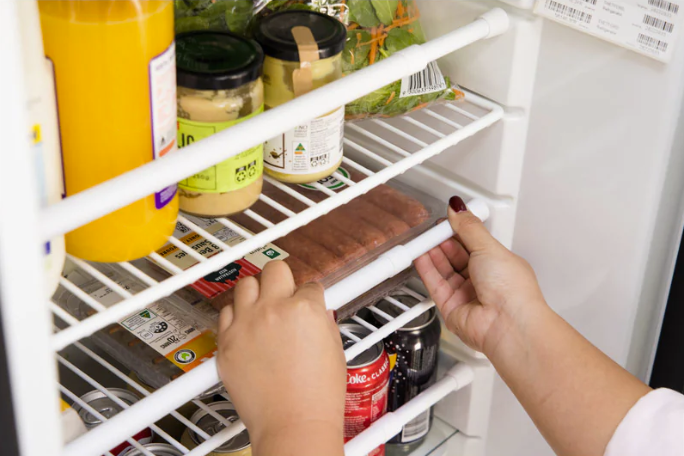 Camco Refrigerator Bars